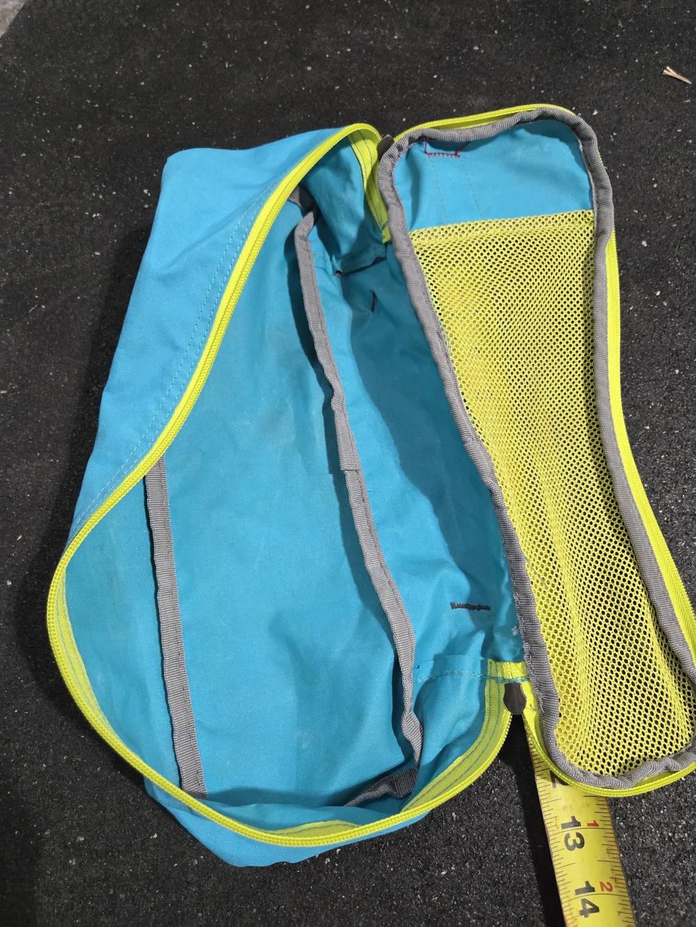 Men’s Travel Organizer Pouch in Teal and Lime